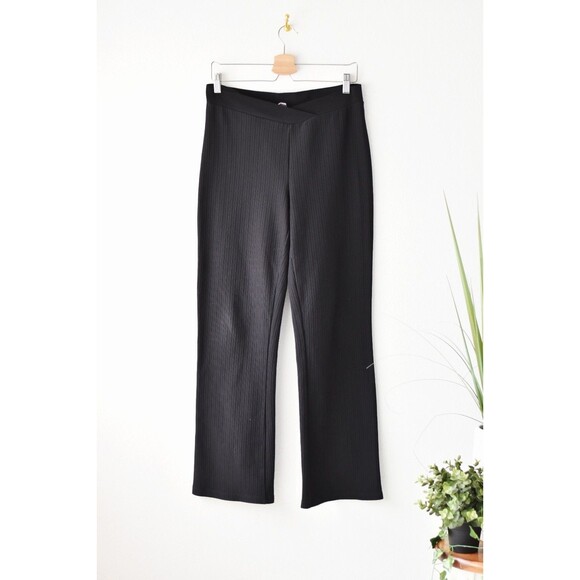 Fashion Bug Leggings Woman's M Black V Cut Low Waist Boot cut Ribbed Knit Vtg 90 - Picture 1 of 7